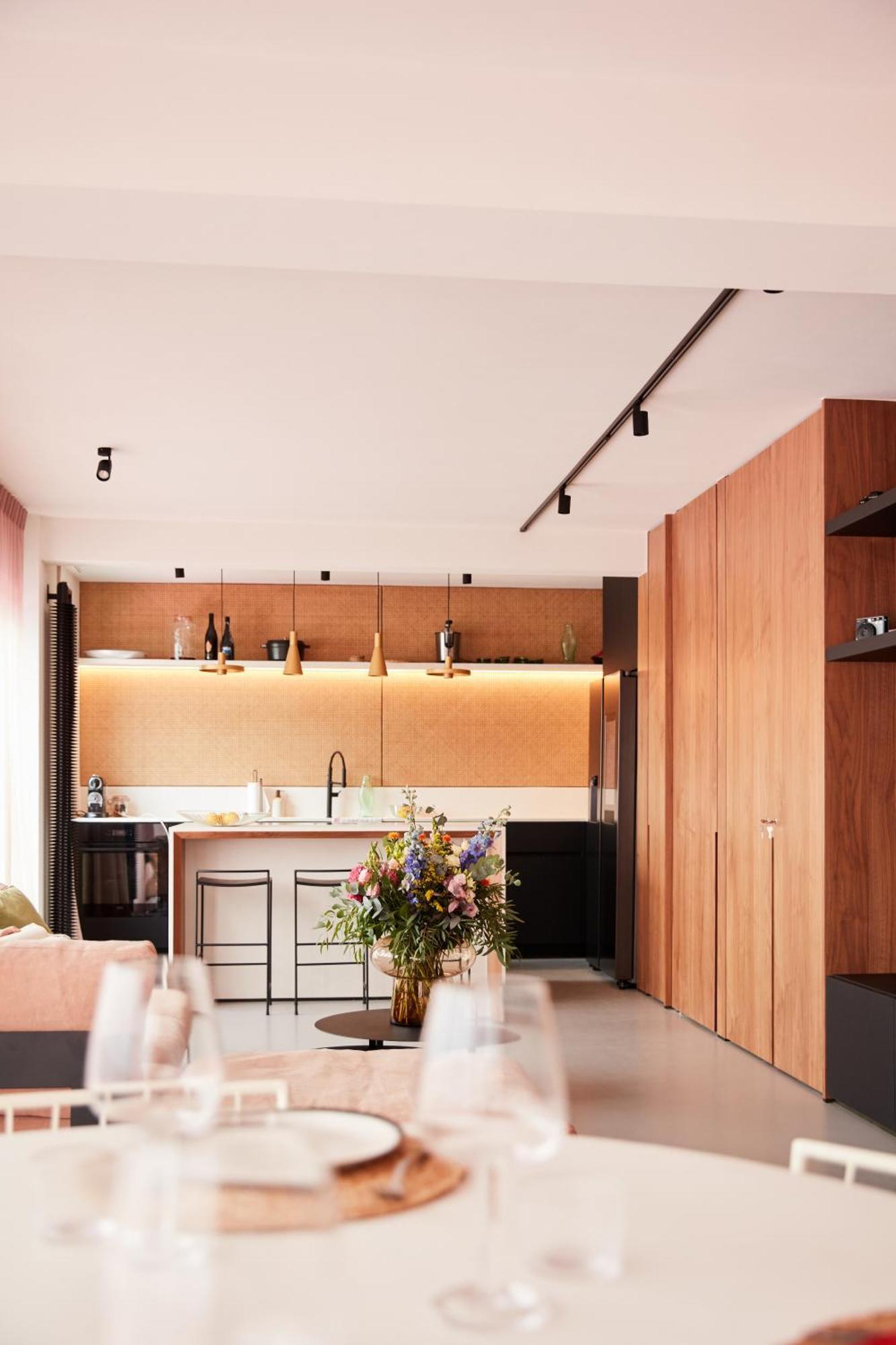 The Pink Penthouse * De Panne
